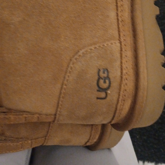 Baby fat UGG boots - Picture 9 of 9